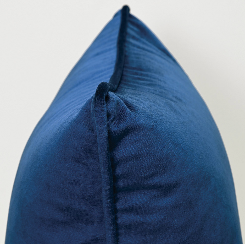 Gilda Cushion Navy - Matching Piping