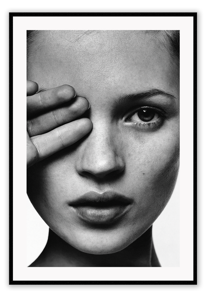 An iconic fashion wall art with 90s English model Kate Moss in black and white. 