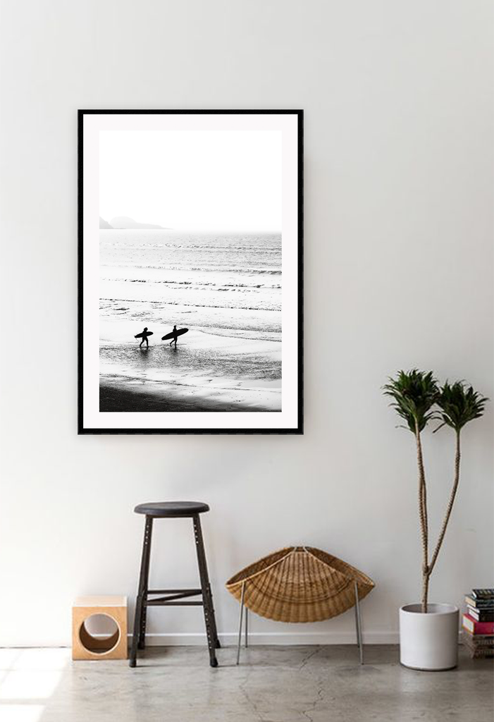 Black and white photography beach ocean surfing sea minimal natural 
