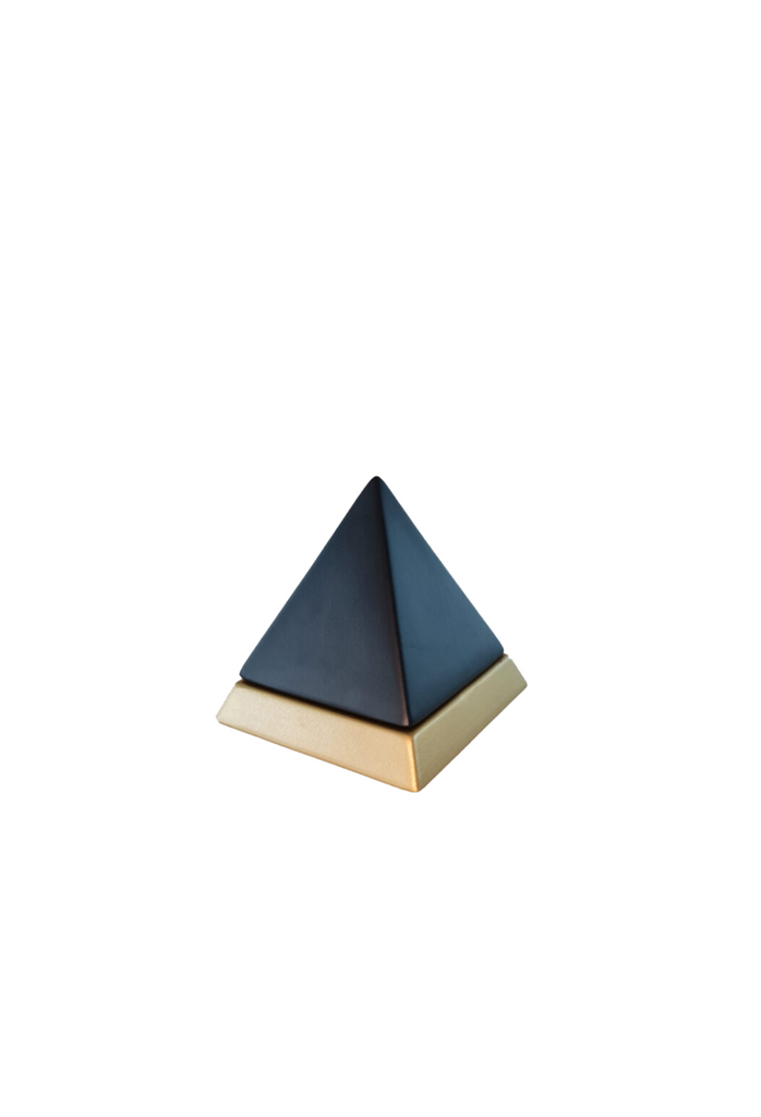 Pyramid Small - Black