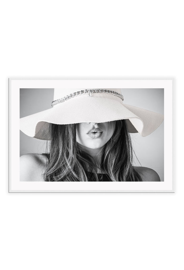 Landscape photography print hat sexy model woman lips black and white
